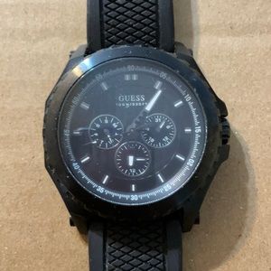 Guess Men’s Black Watch